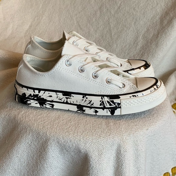 tory burch converse